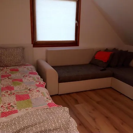 Pecsely Apartman Room photo